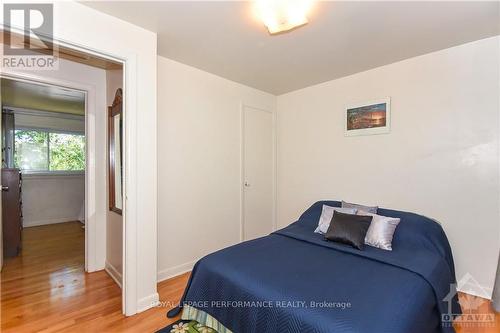 840 Cummings Avenue, Ottawa, ON - Indoor Photo Showing Bedroom