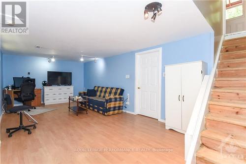 840 Cummings Avenue, Ottawa, ON - Indoor