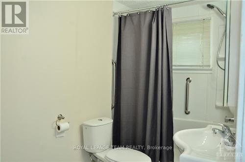 191 Shanly Road, Edwardsburgh/Cardinal, ON - Indoor Photo Showing Bathroom