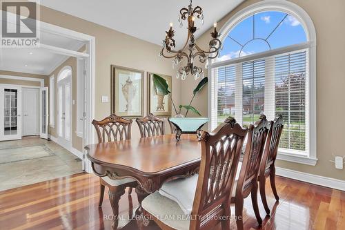 6219 Elkwood Drive, Ottawa, ON - Indoor Photo Showing Dining Room