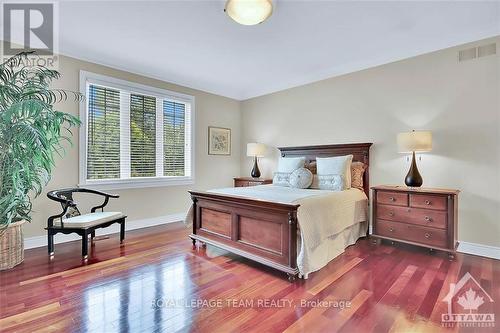 6219 Elkwood Drive, Ottawa, ON - Indoor Photo Showing Bedroom