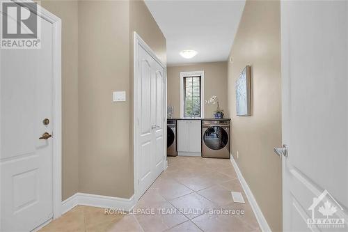 6219 Elkwood Drive, Ottawa, ON - Indoor Photo Showing Other Room