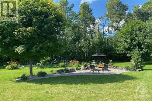 6219 Elkwood Drive, Ottawa, ON - Outdoor