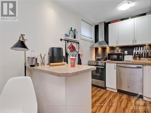 342 Frank Street, Ottawa, ON - Indoor Photo Showing Kitchen