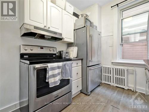 342 Frank Street, Ottawa, ON - Indoor Photo Showing Kitchen