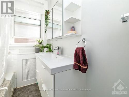 342 Frank Street, Ottawa, ON - Indoor Photo Showing Bathroom