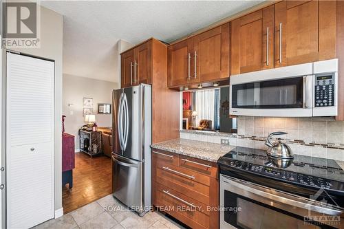 1101 - 40 Arthur Street, Ottawa, ON - Indoor Photo Showing Kitchen With Stainless Steel Kitchen