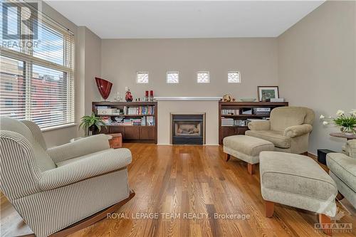 3B - 144 Clarence Street, Ottawa, ON - Indoor Photo Showing Living Room With Fireplace