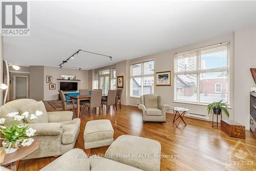 3B - 144 Clarence Street, Ottawa, ON - Indoor Photo Showing Living Room With Fireplace