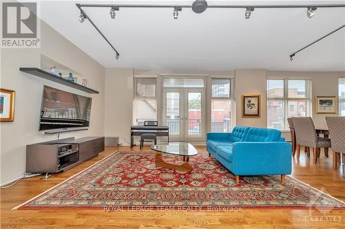 3B - 144 Clarence Street, Ottawa, ON - Indoor Photo Showing Living Room