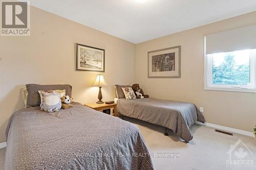 3050 Drew Drive, North Dundas, ON - Indoor Photo Showing Bedroom