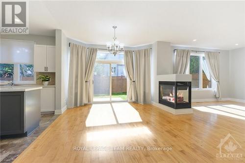 48 Portadown Crescent, Ottawa, ON - Indoor Photo Showing Kitchen With Double Sink