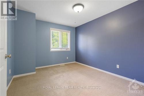 48 Portadown Crescent, Ottawa, ON - Indoor Photo Showing Bathroom