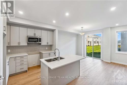 302 Elsie Macgill Walk, Ottawa, ON - Indoor Photo Showing Kitchen With Double Sink