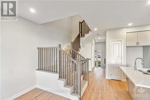 302 Elsie Macgill Walk, Ottawa, ON - Indoor