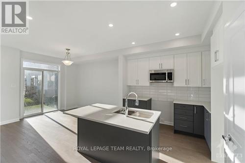 304 Elsie Macgill Walk, Ottawa, ON - Indoor Photo Showing Kitchen With Double Sink