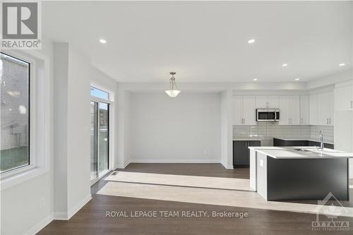 304 Elsie Macgill Walk, Ottawa, ON - Indoor Photo Showing Kitchen