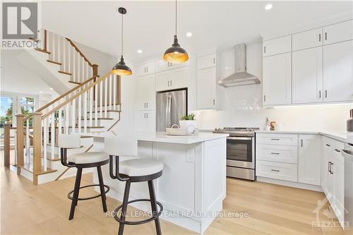 173 Riverdale Avenue, Ottawa, ON - Indoor Photo Showing Kitchen With Upgraded Kitchen