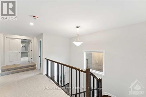 123 Gosling Crescent, Ottawa, ON - Indoor Photo Showing Other Room