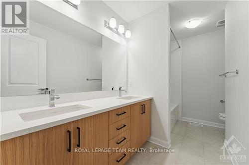 123 Gosling Crescent, Ottawa, ON - Indoor Photo Showing Bathroom