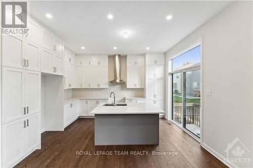 123 Gosling Crescent, Ottawa, ON - Indoor Photo Showing Kitchen With Double Sink