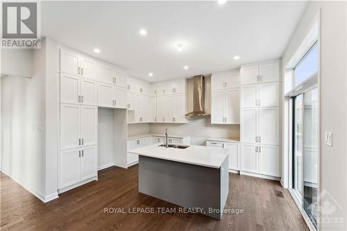 123 Gosling Crescent, Ottawa, ON - Indoor Photo Showing Kitchen With Double Sink