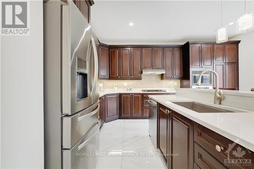 2782 Grand Vista Circle, Ottawa, ON - Indoor Photo Showing Kitchen