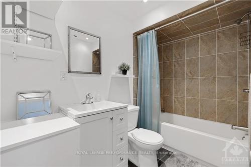 2782 Grand Vista Circle, Ottawa, ON - Indoor Photo Showing Bathroom