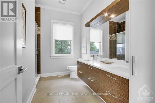 525 Leimerk Court, Ottawa, ON - Indoor Photo Showing Bathroom