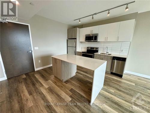 1012 - 1140 Wellington Street W, Ottawa, ON - Indoor Photo Showing Kitchen With Double Sink