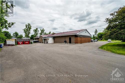 2858 Munster Road, Ottawa, ON 