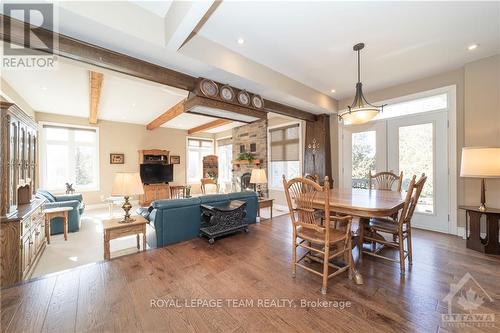 5785 Longhearth Way, Ottawa, ON - Indoor Photo Showing Dining Room