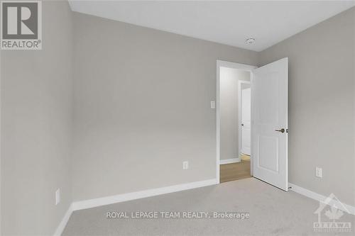 322 Parnian Street, Ottawa, ON - Indoor Photo Showing Other Room