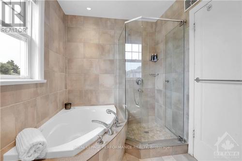 285 Frost Avenue, Ottawa, ON - Indoor Photo Showing Bathroom