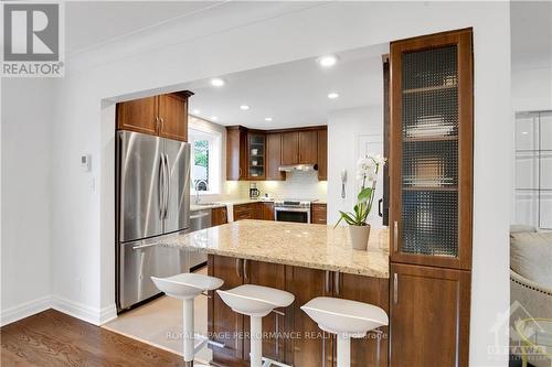 285 Frost Avenue, Ottawa, ON - Indoor Photo Showing Kitchen With Upgraded Kitchen