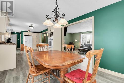 5865 Marine Station Road, South Dundas, ON - Indoor Photo Showing Dining Room