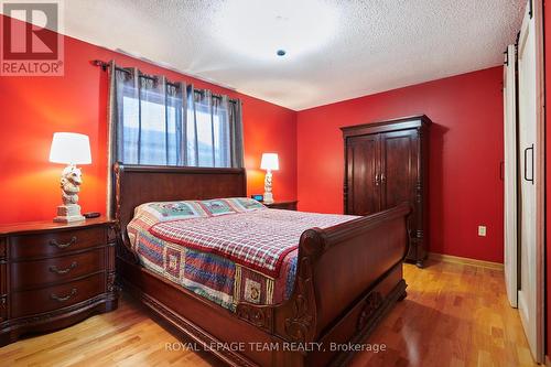 5865 Marine Station Road, South Dundas, ON - Indoor Photo Showing Bedroom