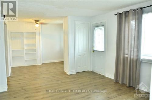 191 Shanly Road, Edwardsburgh/Cardinal, ON - Indoor Photo Showing Other Room