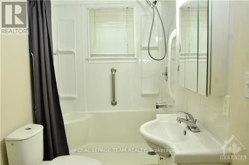 191 Shanly Road, Edwardsburgh/Cardinal, ON - Indoor Photo Showing Bathroom