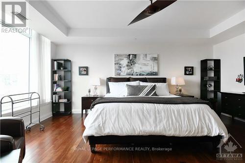 207 - 111 Champagne Avenue, Ottawa, ON - Indoor Photo Showing Bedroom