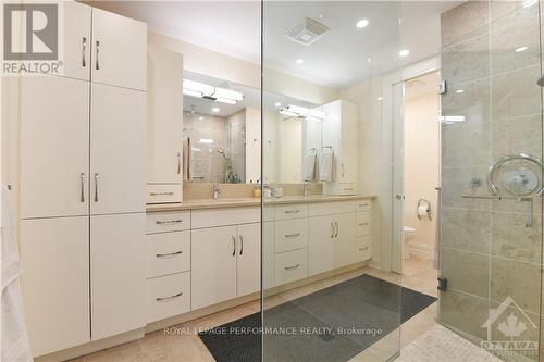 207 - 111 Champagne Avenue, Ottawa, ON - Indoor Photo Showing Bathroom