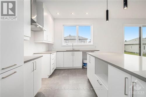 76 Rutile Street, Clarence-Rockland, ON - Indoor Photo Showing Kitchen