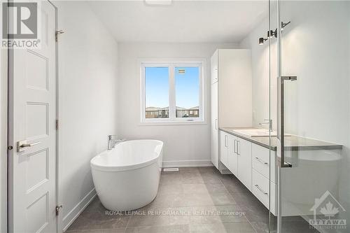 76 Rutile Street, Clarence-Rockland, ON - Indoor Photo Showing Bathroom