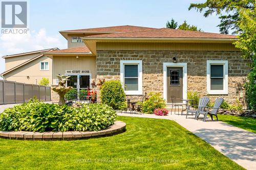 223 Main Street W, Merrickville-Wolford, ON - Outdoor