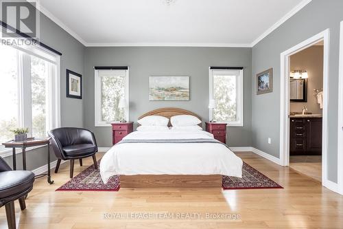 223 Main Street W, Merrickville-Wolford, ON - Indoor Photo Showing Bedroom