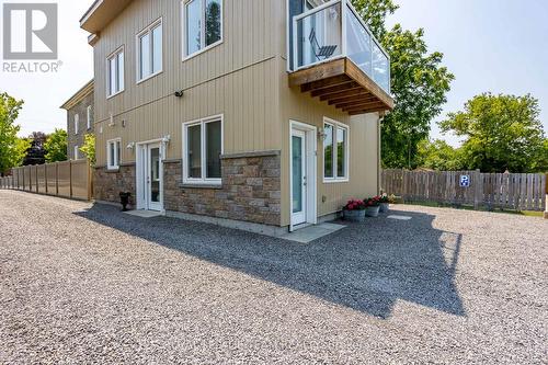 223 Main Street W, Merrickville-Wolford, ON - Outdoor With Exterior