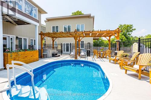 223 Main Street W, Merrickville-Wolford, ON - Outdoor With Above Ground Pool