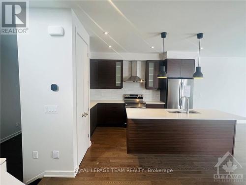 422 Trident Mews, Ottawa, ON - Indoor Photo Showing Kitchen