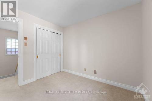 9 - 292 Laurier Avenue, Ottawa, ON - Indoor Photo Showing Other Room