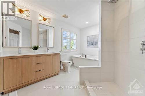 1027 Red Spruce Street, Ottawa, ON - Indoor Photo Showing Bathroom